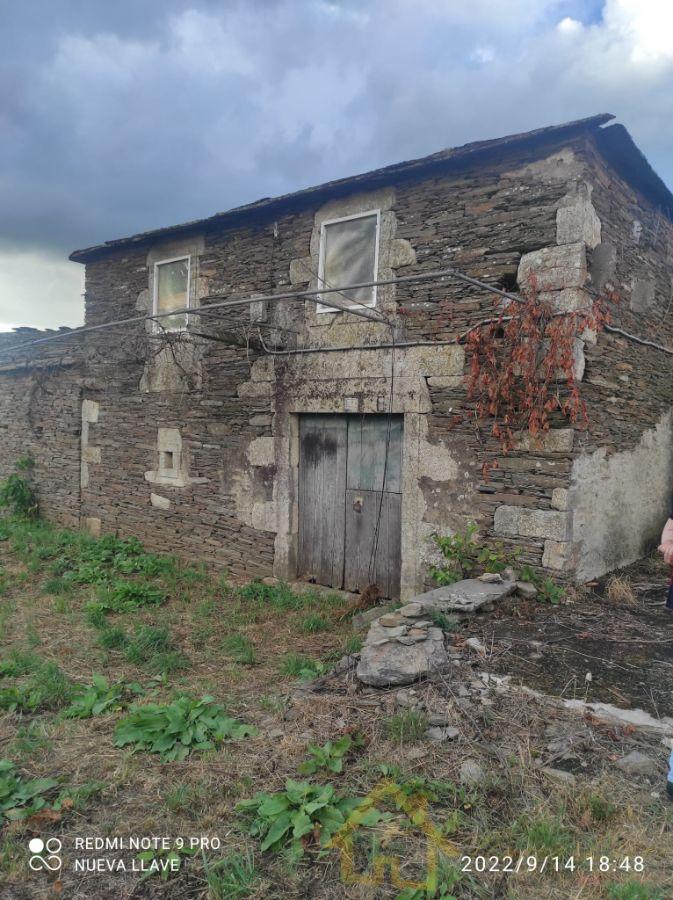 For sale of house in Lugo