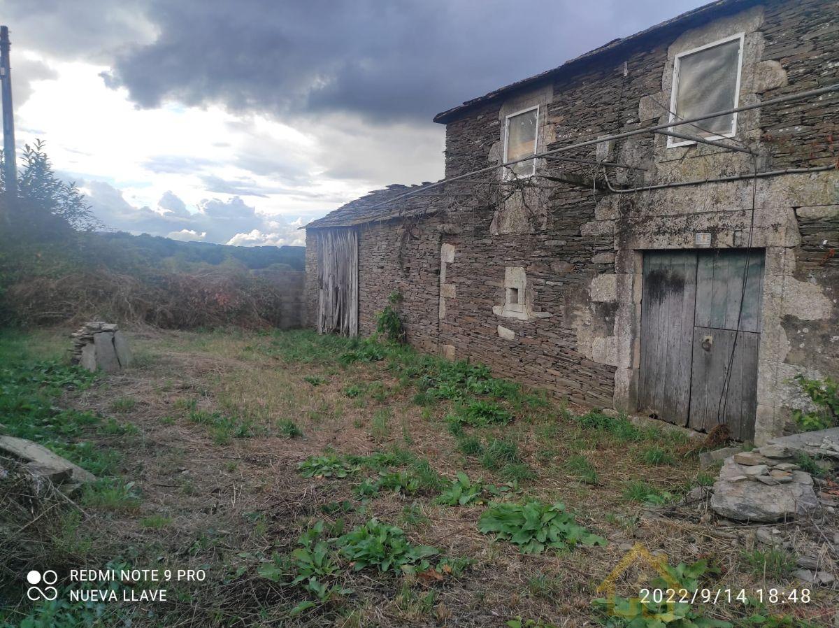 For sale of house in Lugo