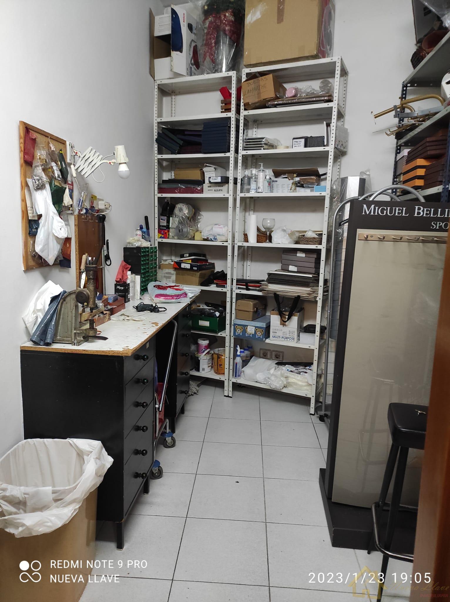 For rent of commercial in Lugo