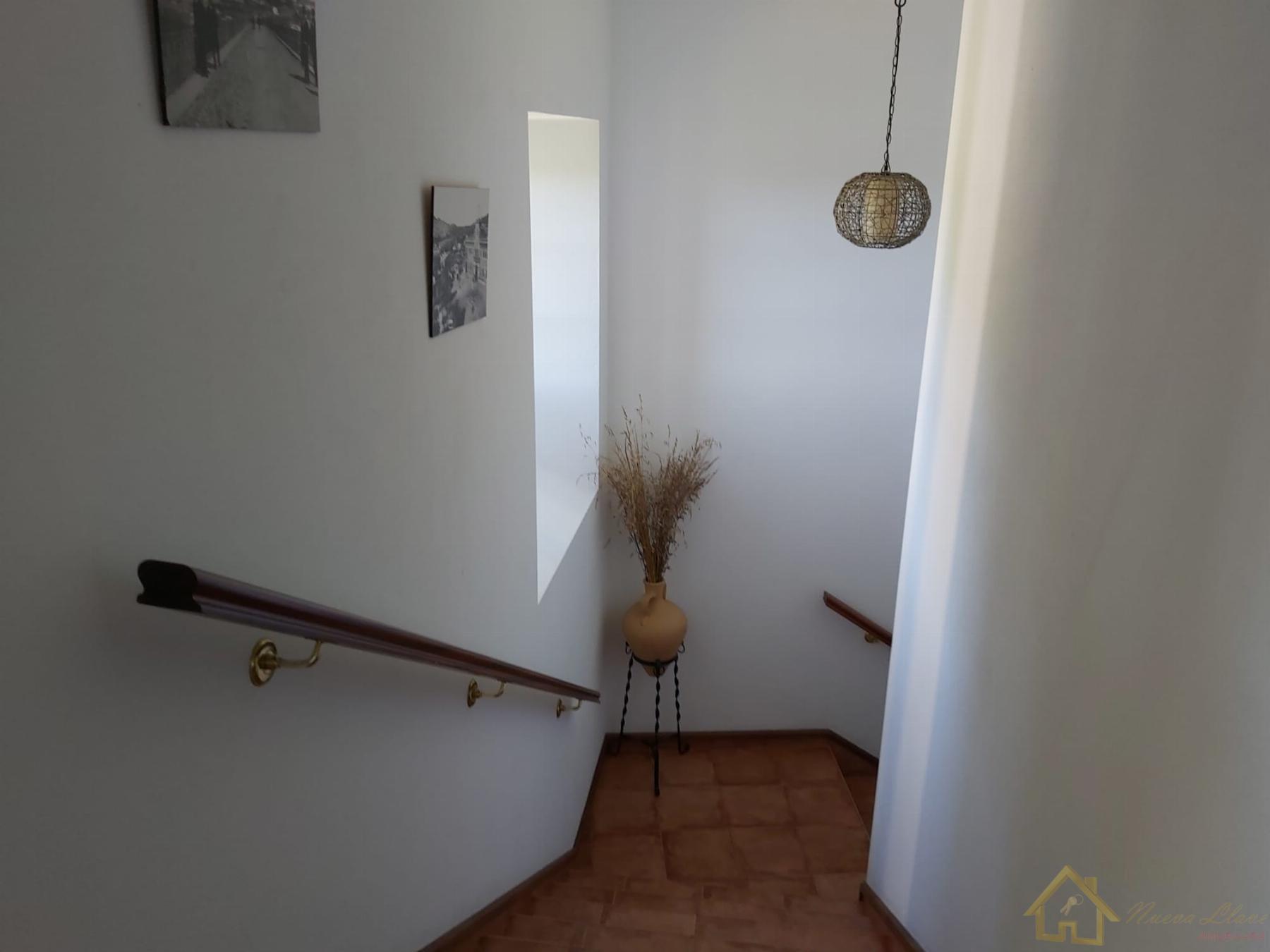 For sale of house in Baralla