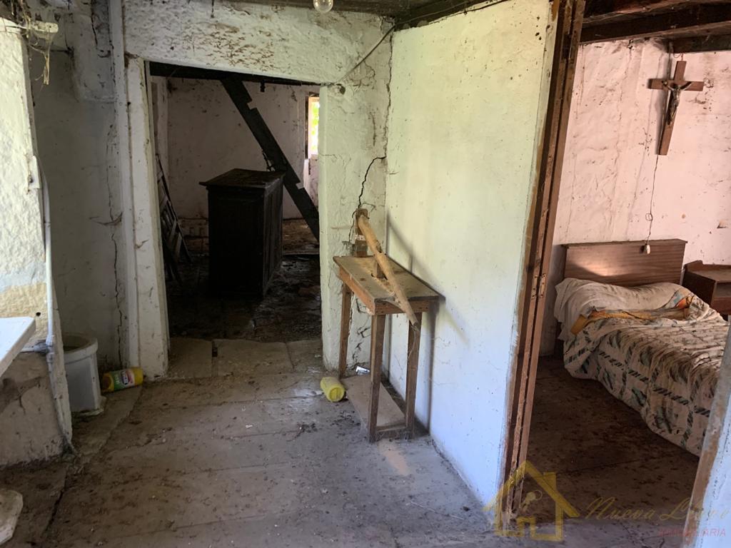 For sale of house in Friol