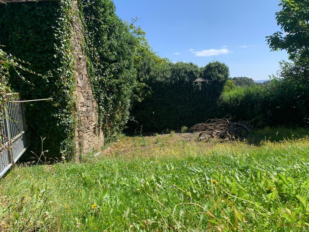 For sale of house in Friol