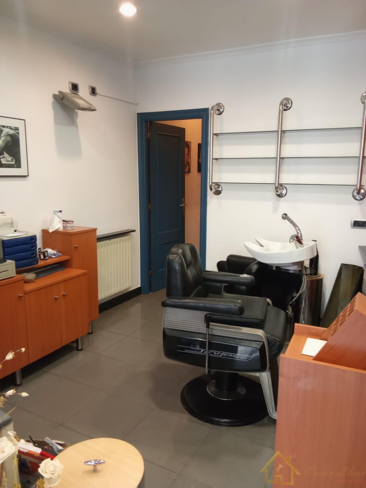 For rent of commercial in Lugo