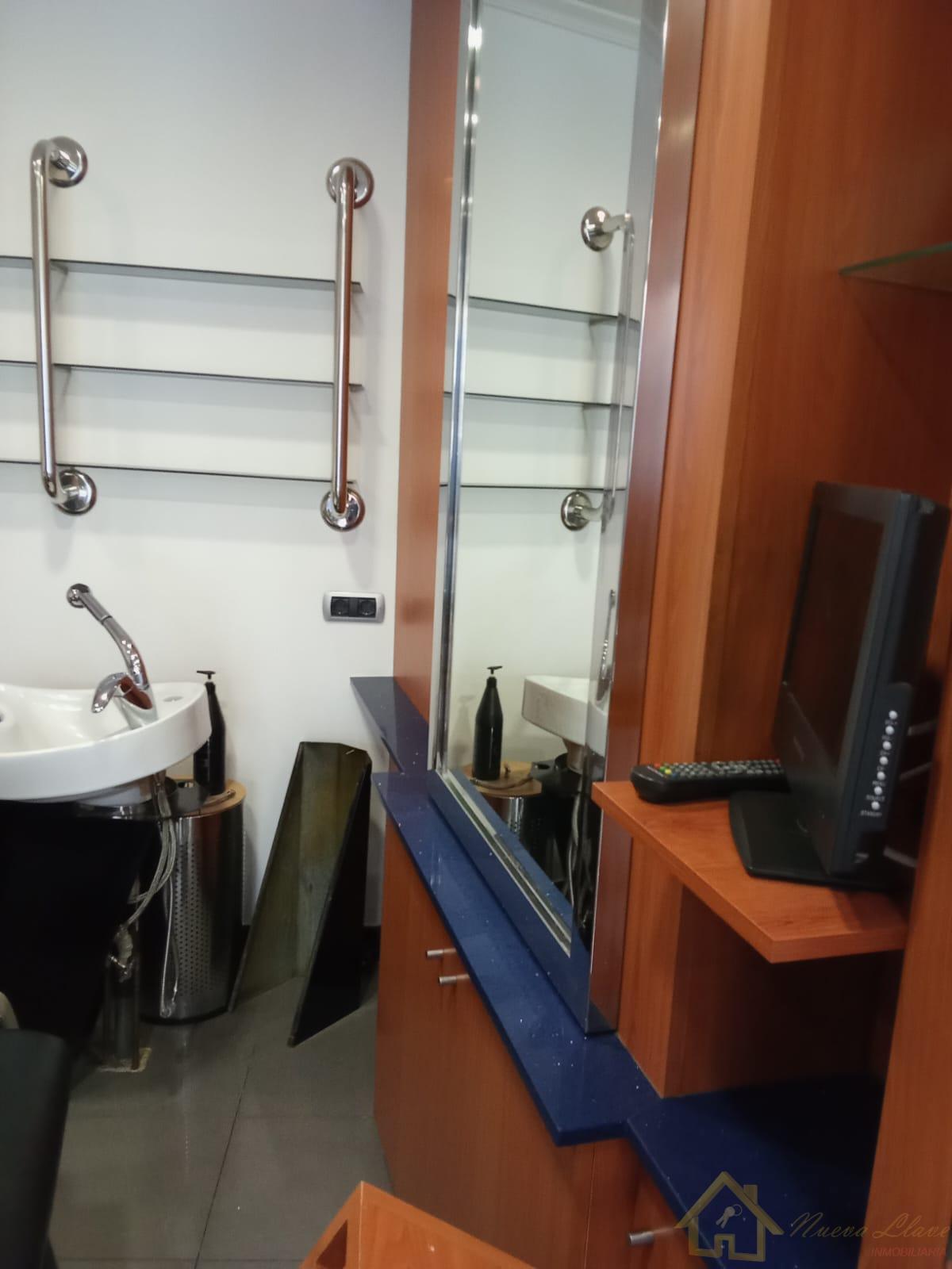 For rent of commercial in Lugo