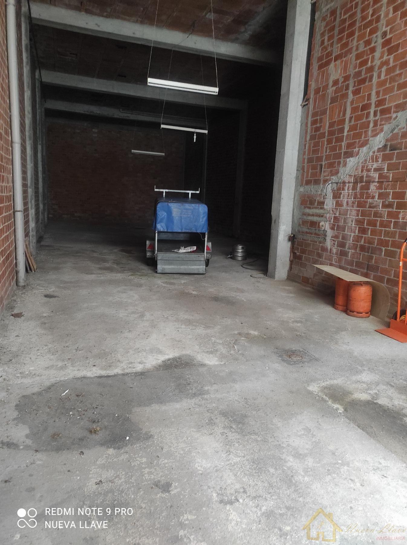 For sale of building in Lugo