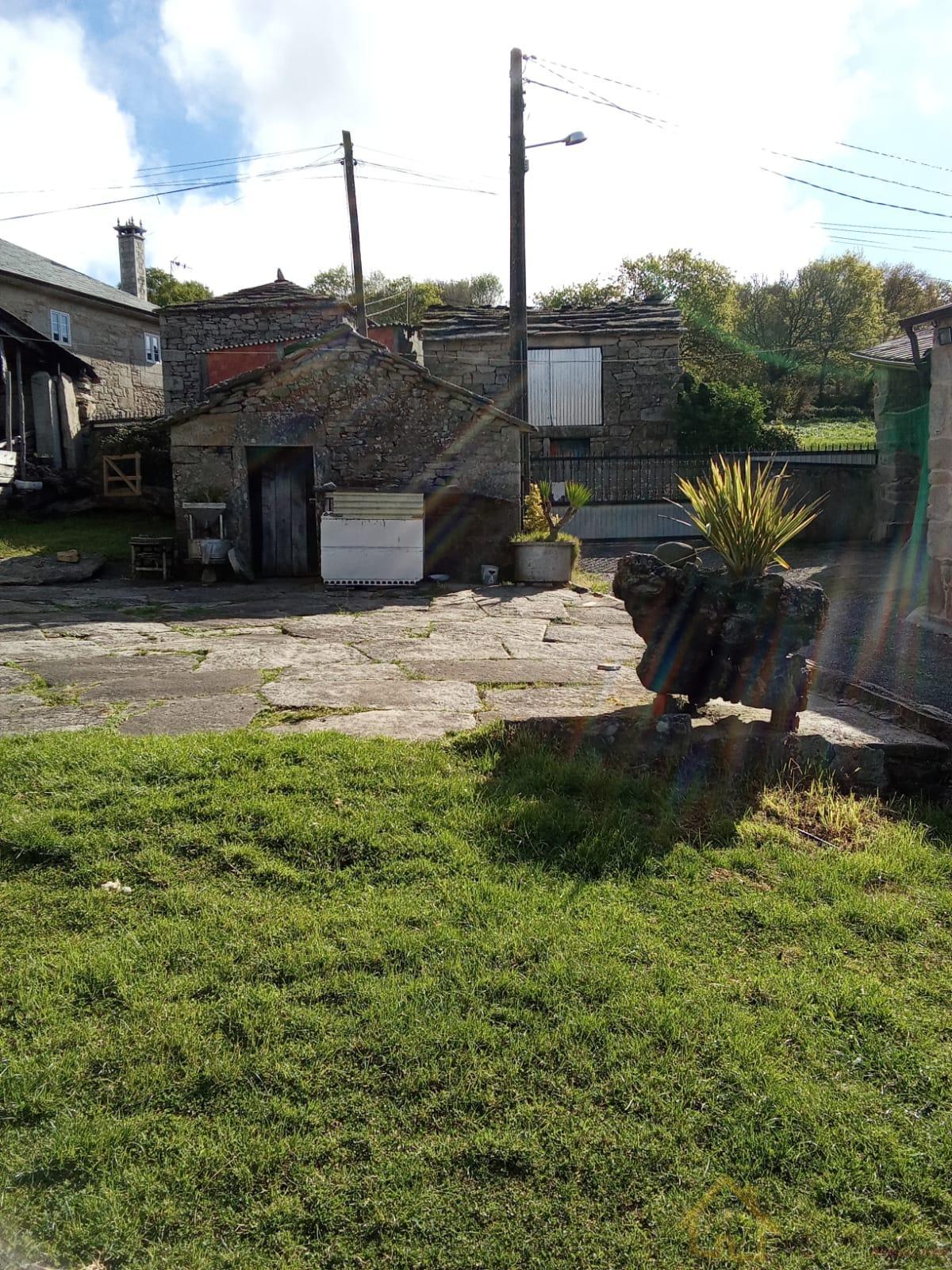 For sale of house in Lugo