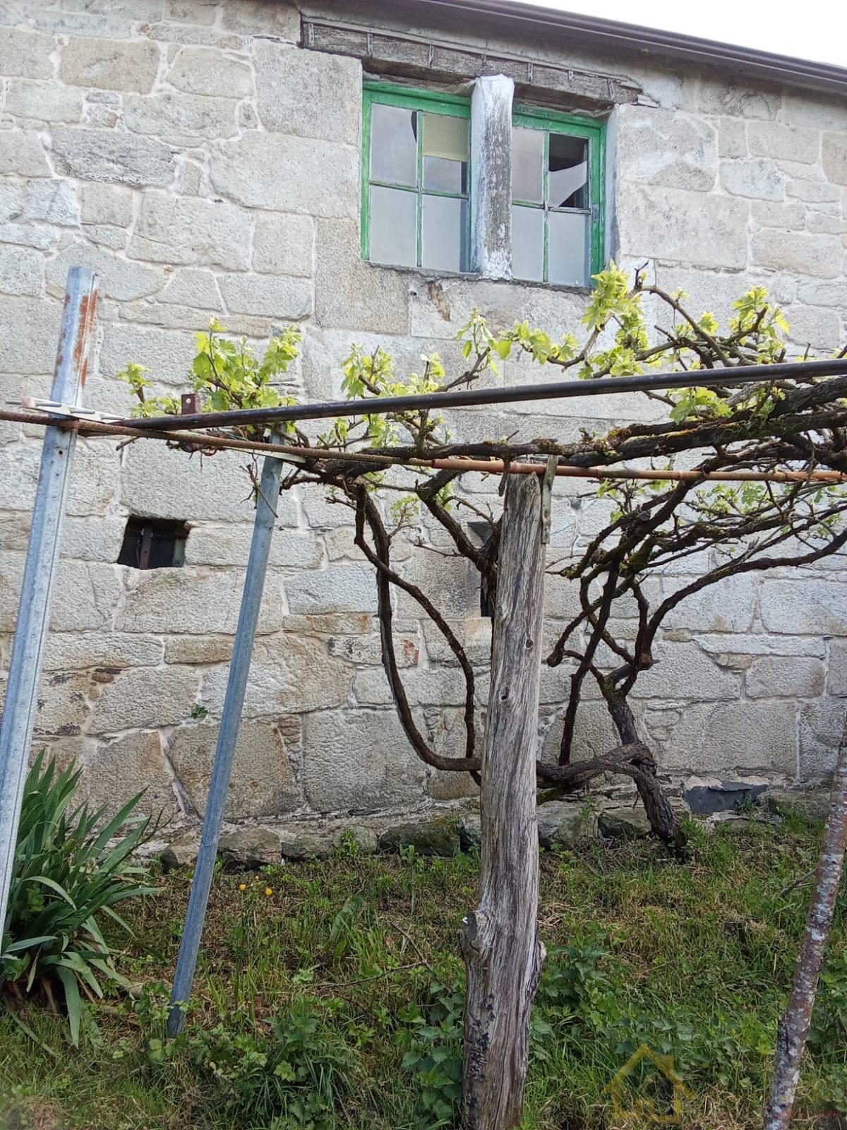 For sale of house in Lugo