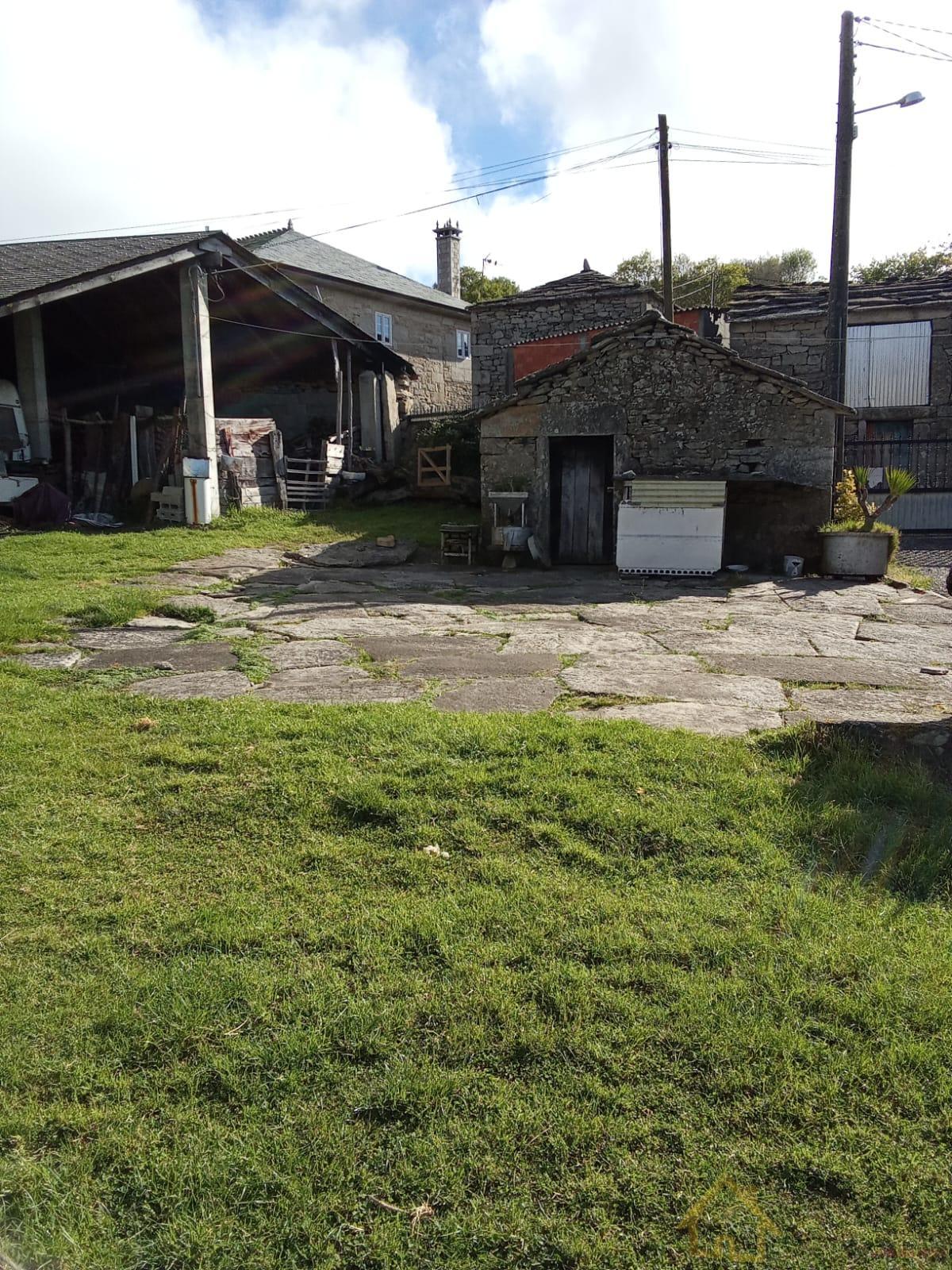 For sale of house in Lugo