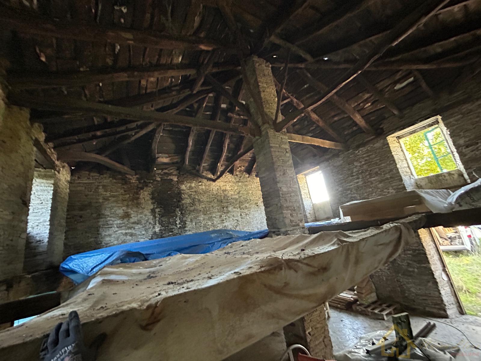 Venta de casa en Outeiro de Rei