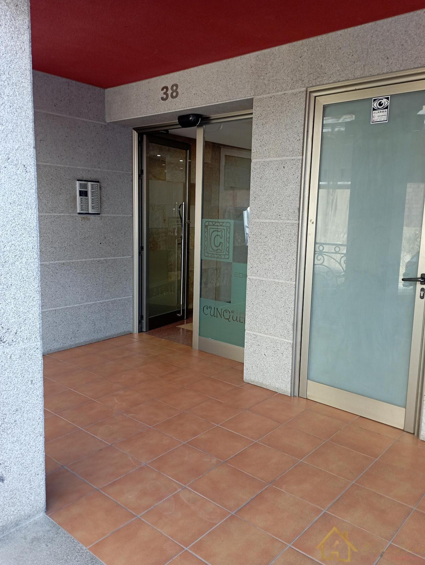 For sale of flat in Foz