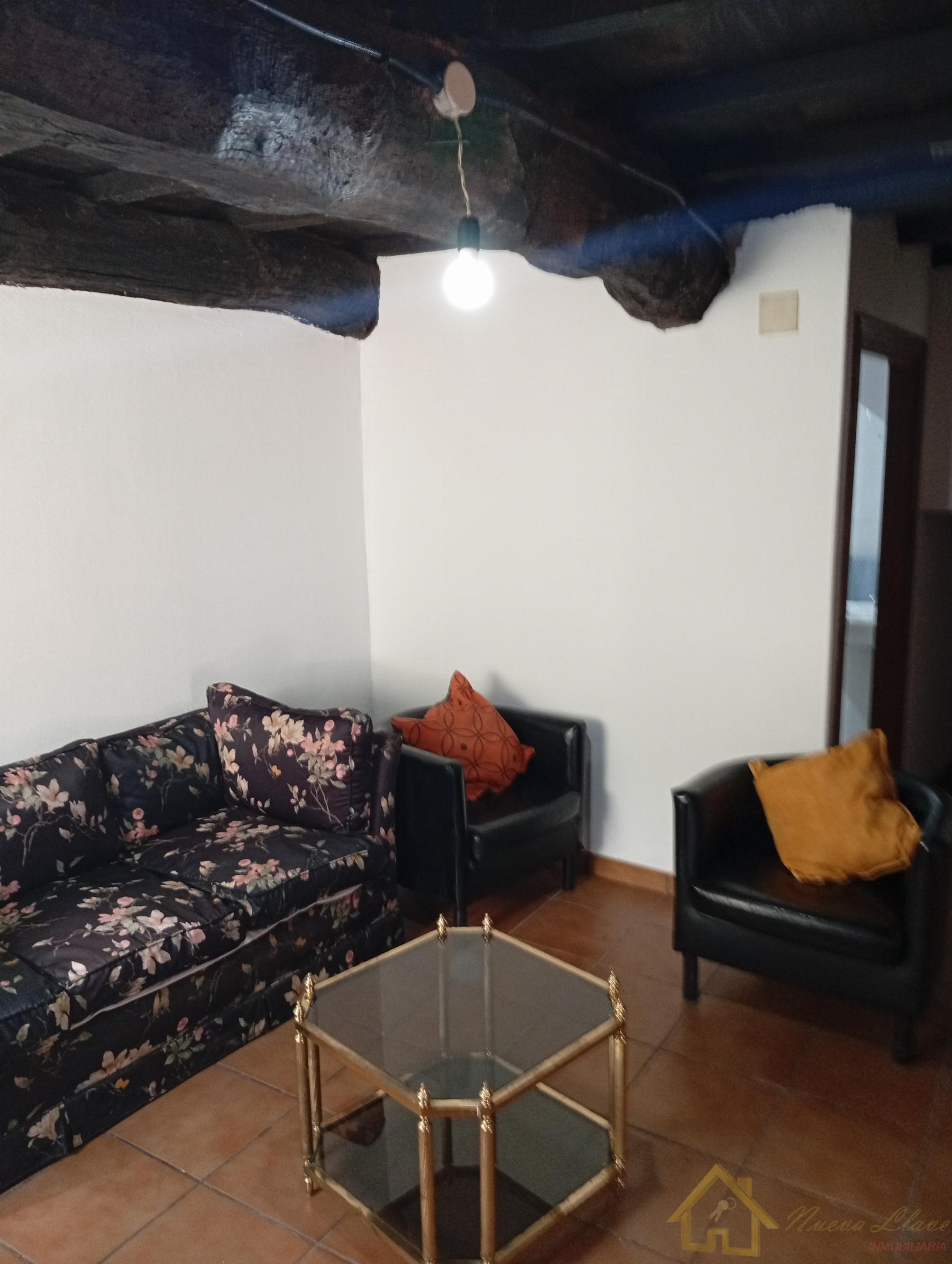 For sale of house in Palas de Rei