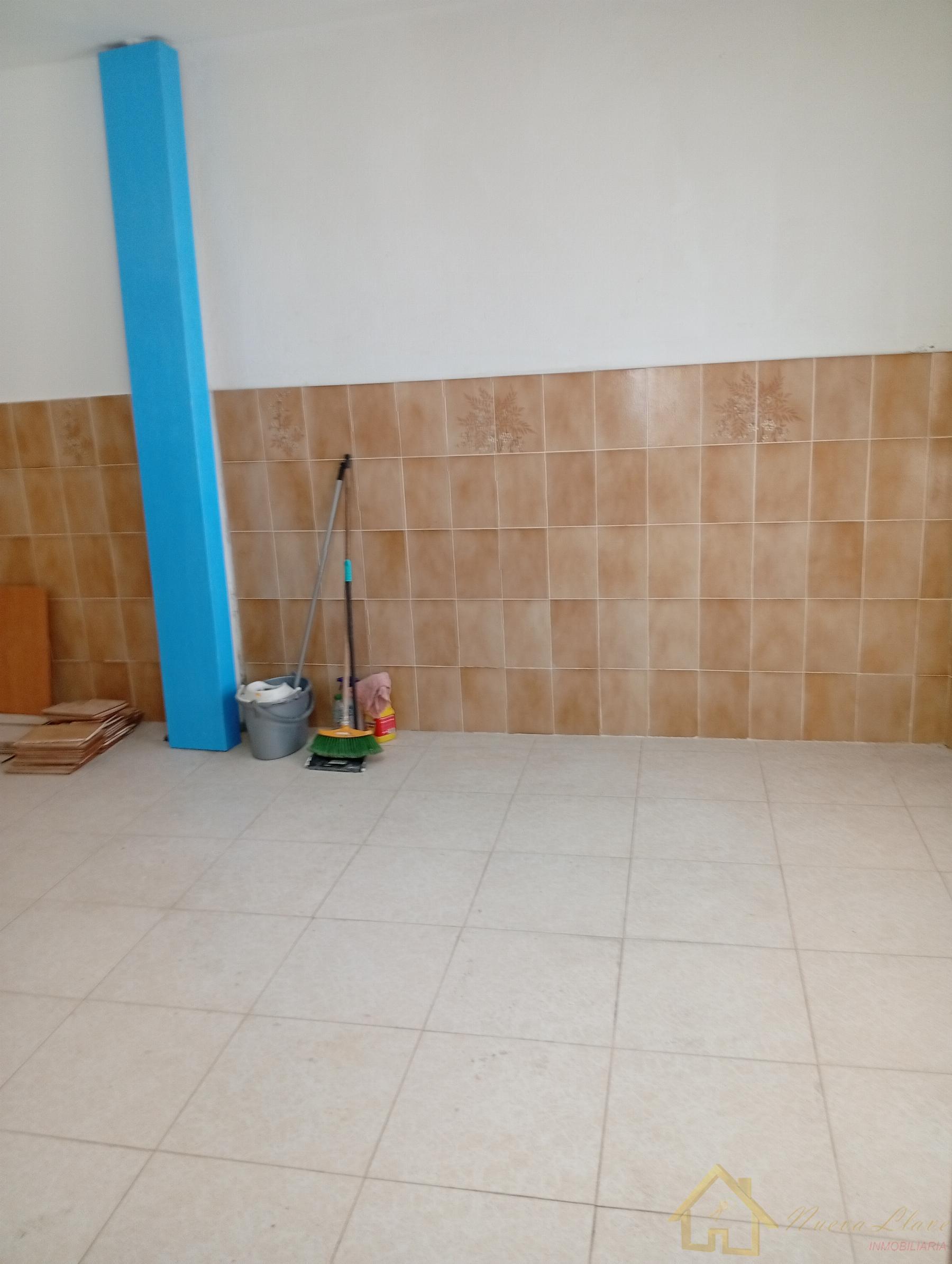 Venta de local en Lugo