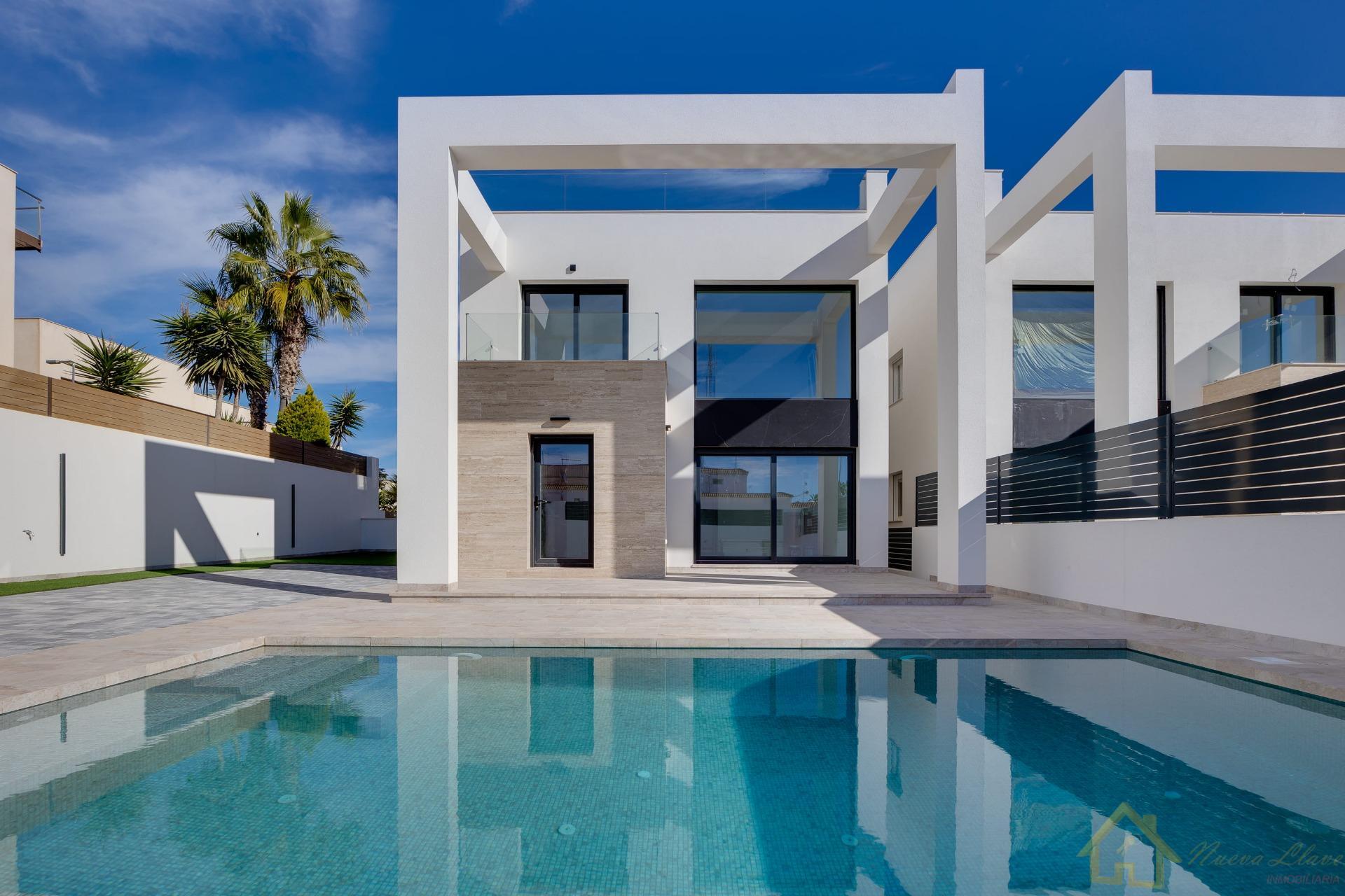 Venta de chalet en Torrevieja