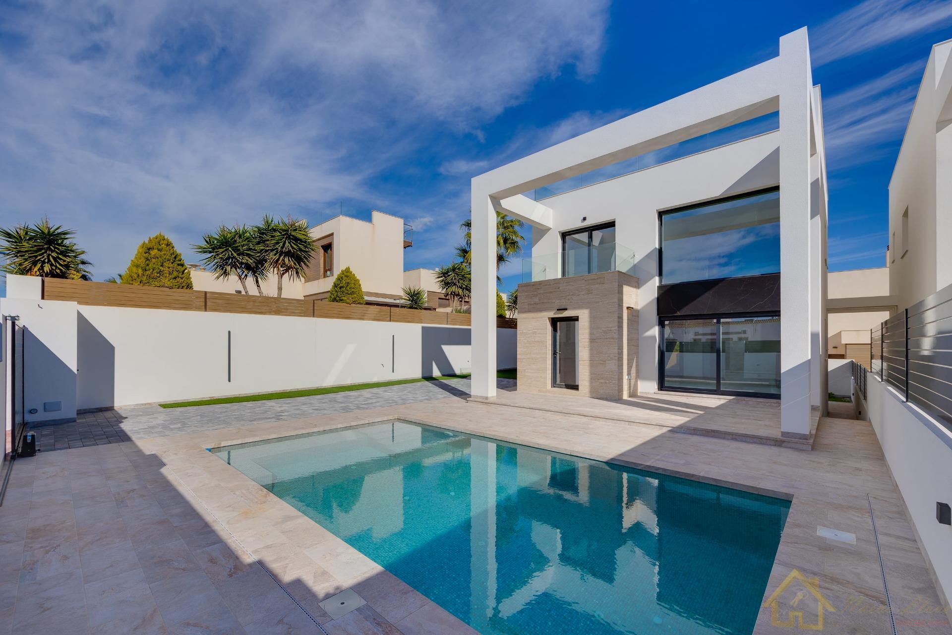 Venta de chalet en Torrevieja