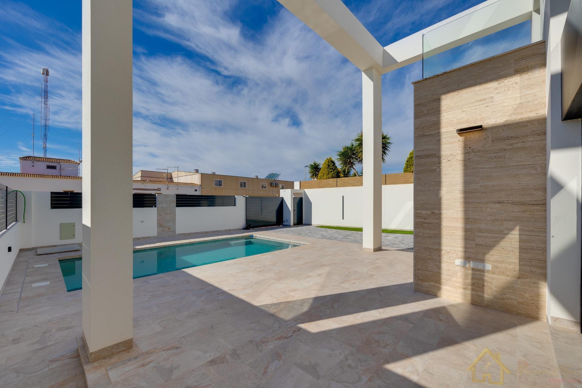 Venta de chalet en Torrevieja
