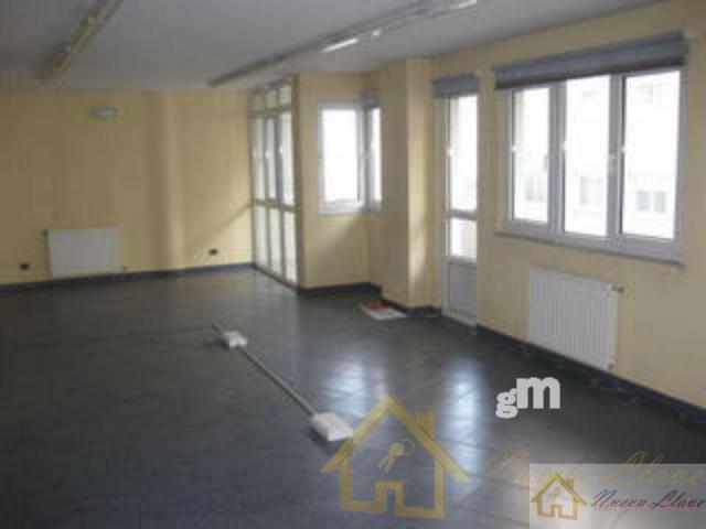 For rent of commercial in Lugo