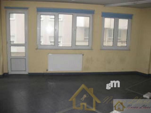 For rent of commercial in Lugo