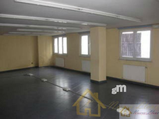 For rent of commercial in Lugo