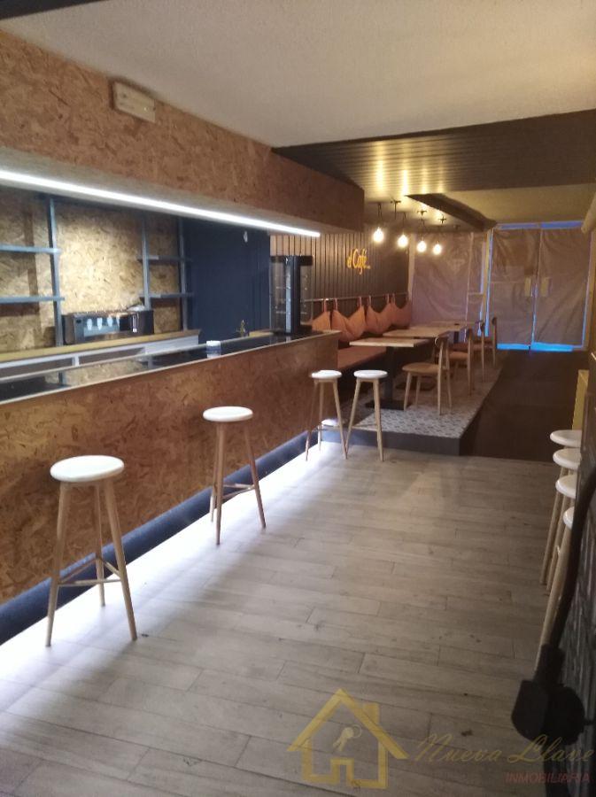 For rent of commercial in Lugo