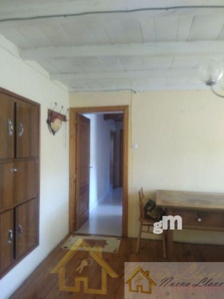 For sale of house in A Fonsagrada