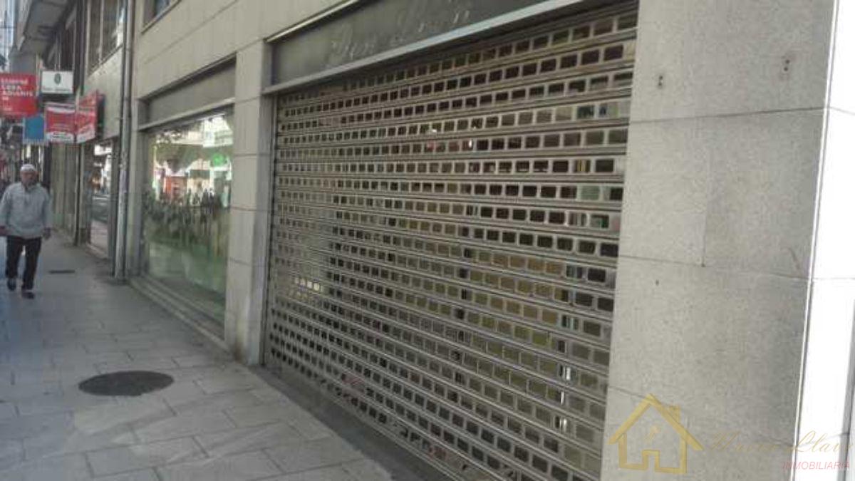 For rent of commercial in Lugo