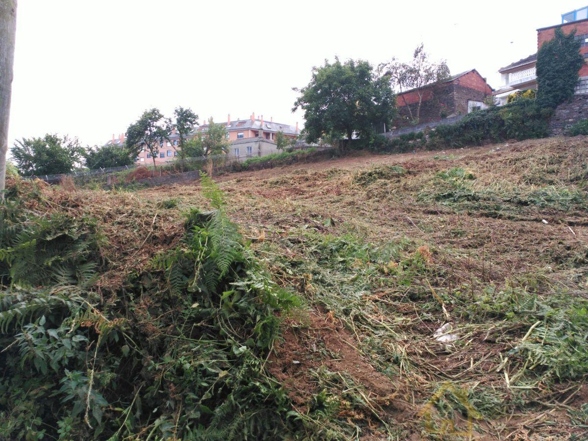 Venta de terreno en Lugo