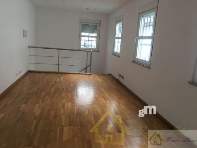 For rent of commercial in Lugo