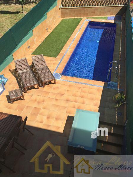 For sale of chalet in Lugo