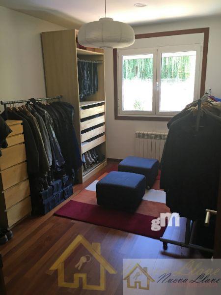 For sale of chalet in Lugo