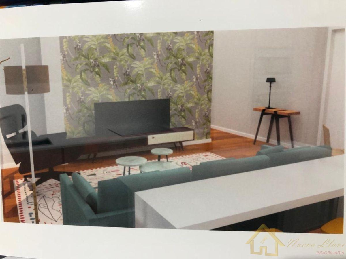 For sale of flat in Lugo