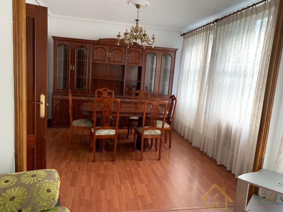 For sale of flat in Lugo