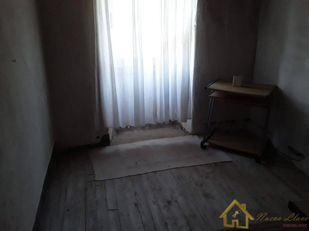 For sale of house in Friol