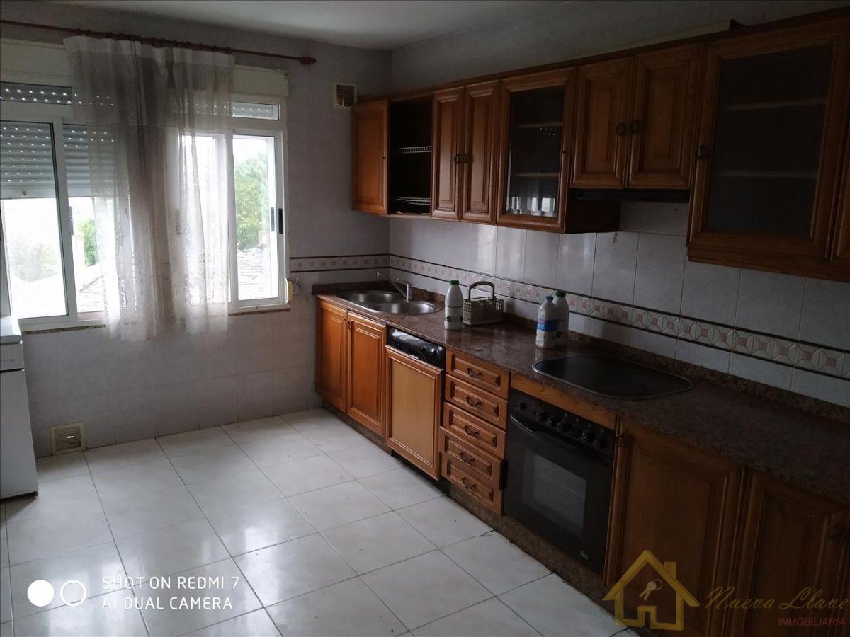 For sale of flat in Rábade