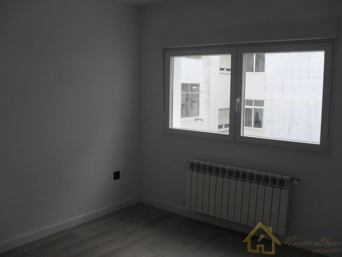 For sale of flat in Lugo