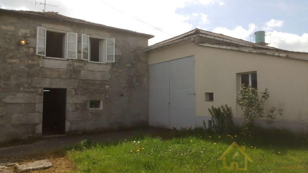 For sale of house in Corgo O