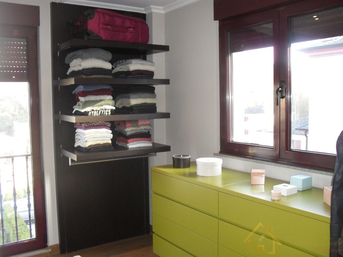 For sale of chalet in Lugo