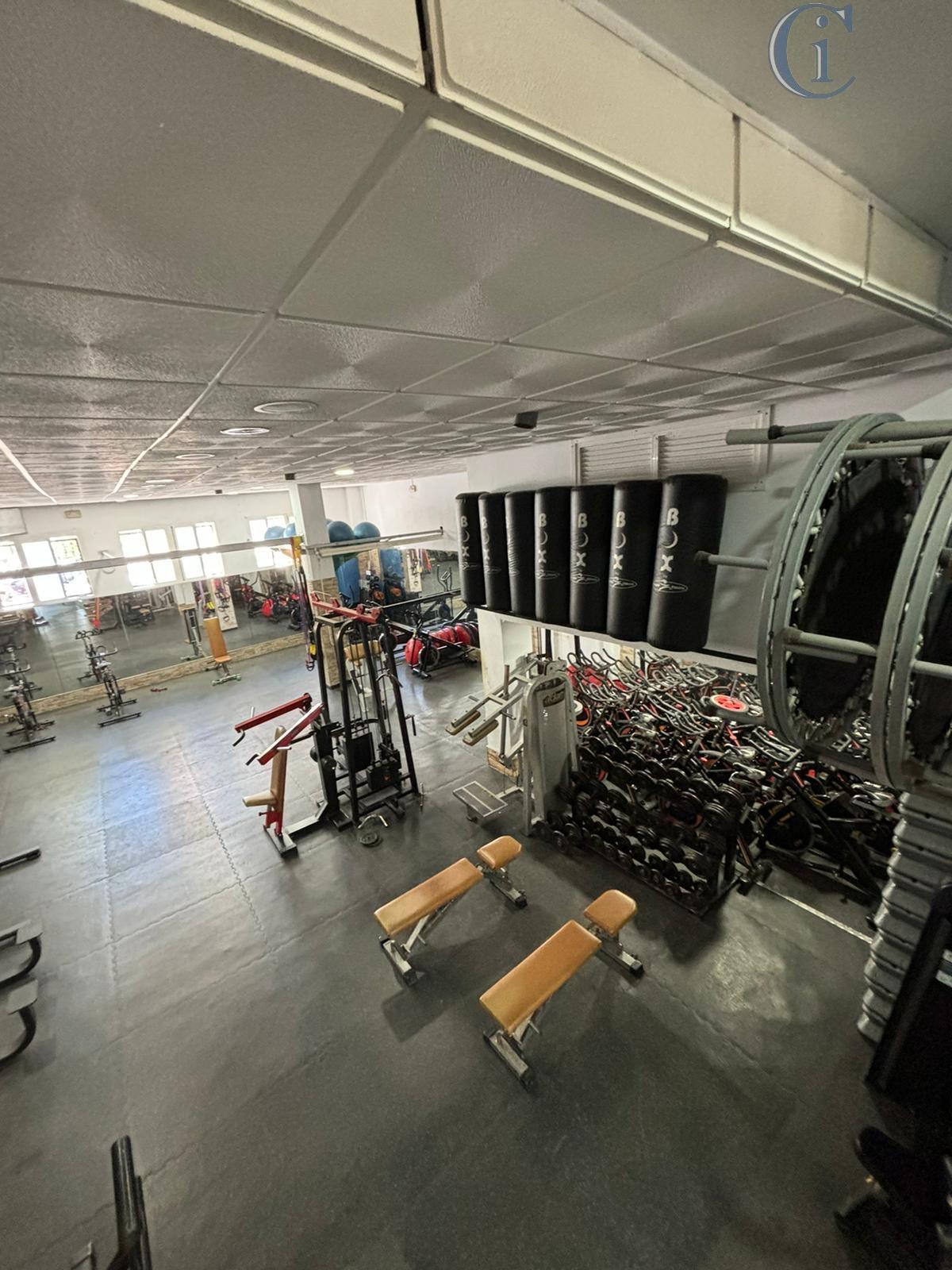 Venta de local comercial en Cádiz