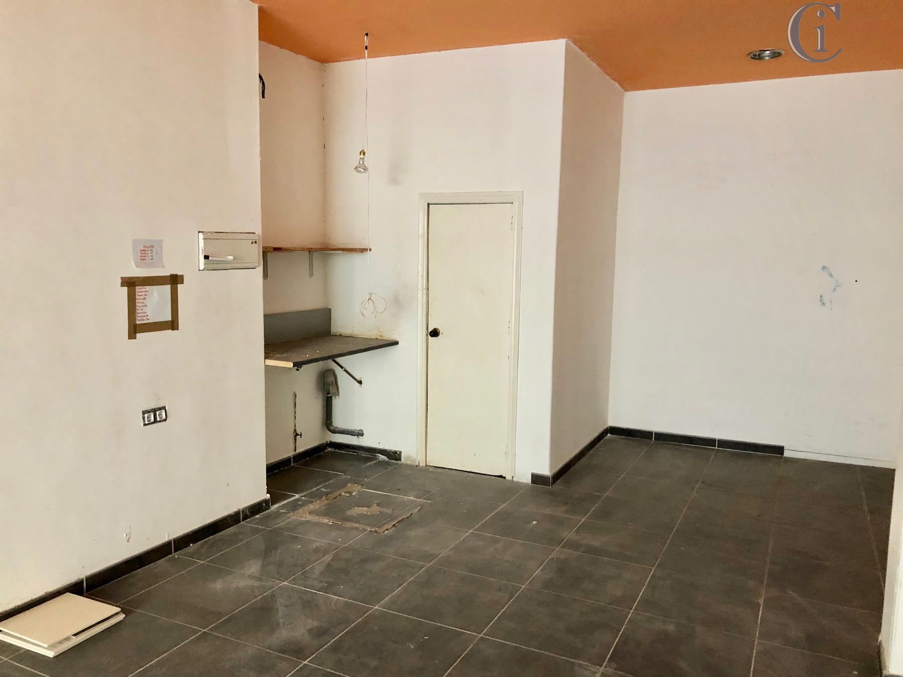 Venta de local comercial en Cádiz