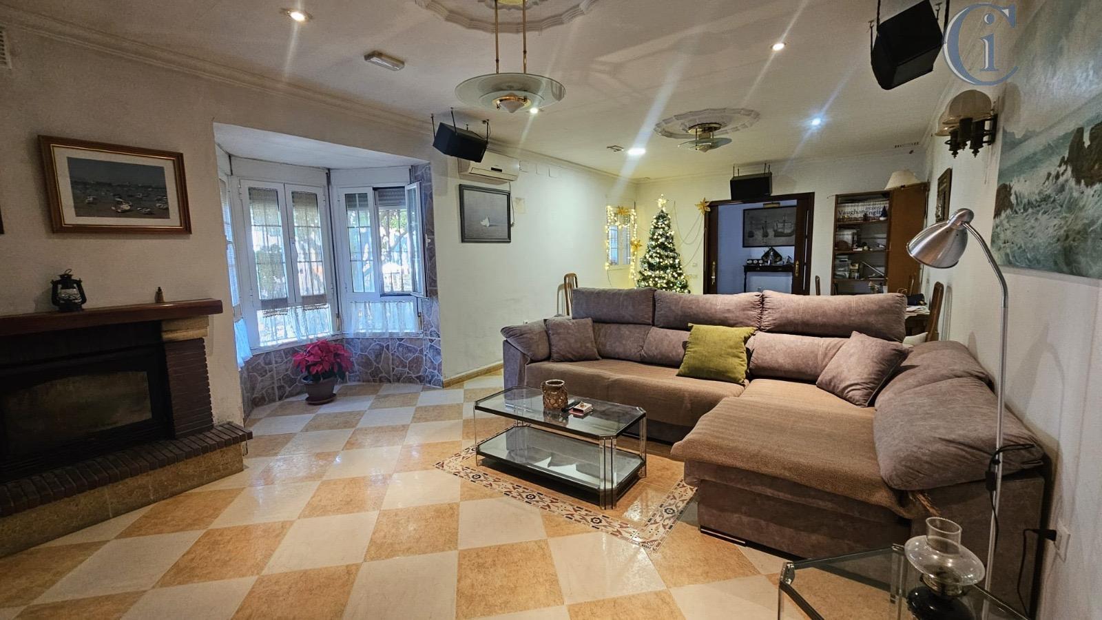 Venta de chalet en Chiclana de la Frontera