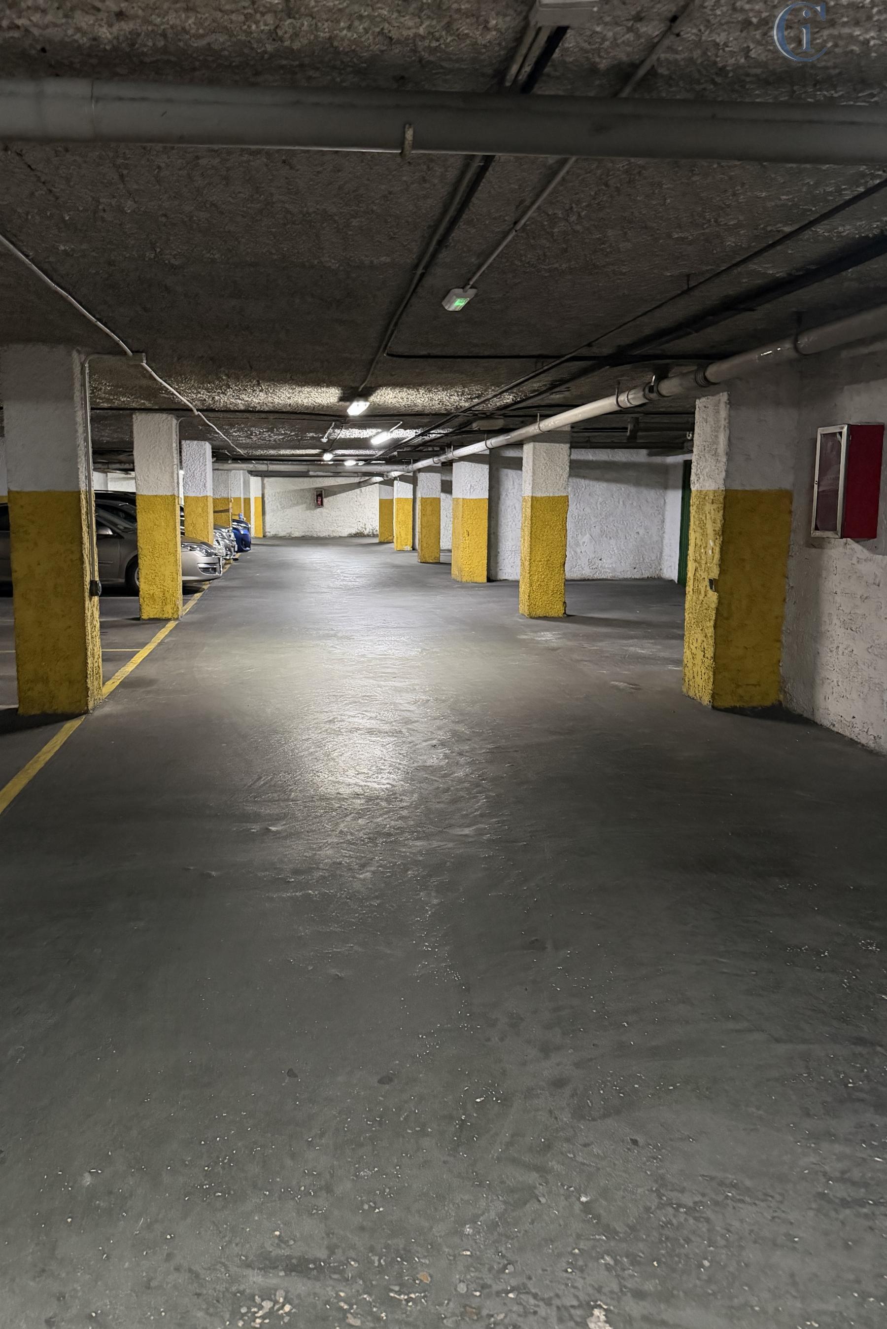 Venta de garaje en Cádiz