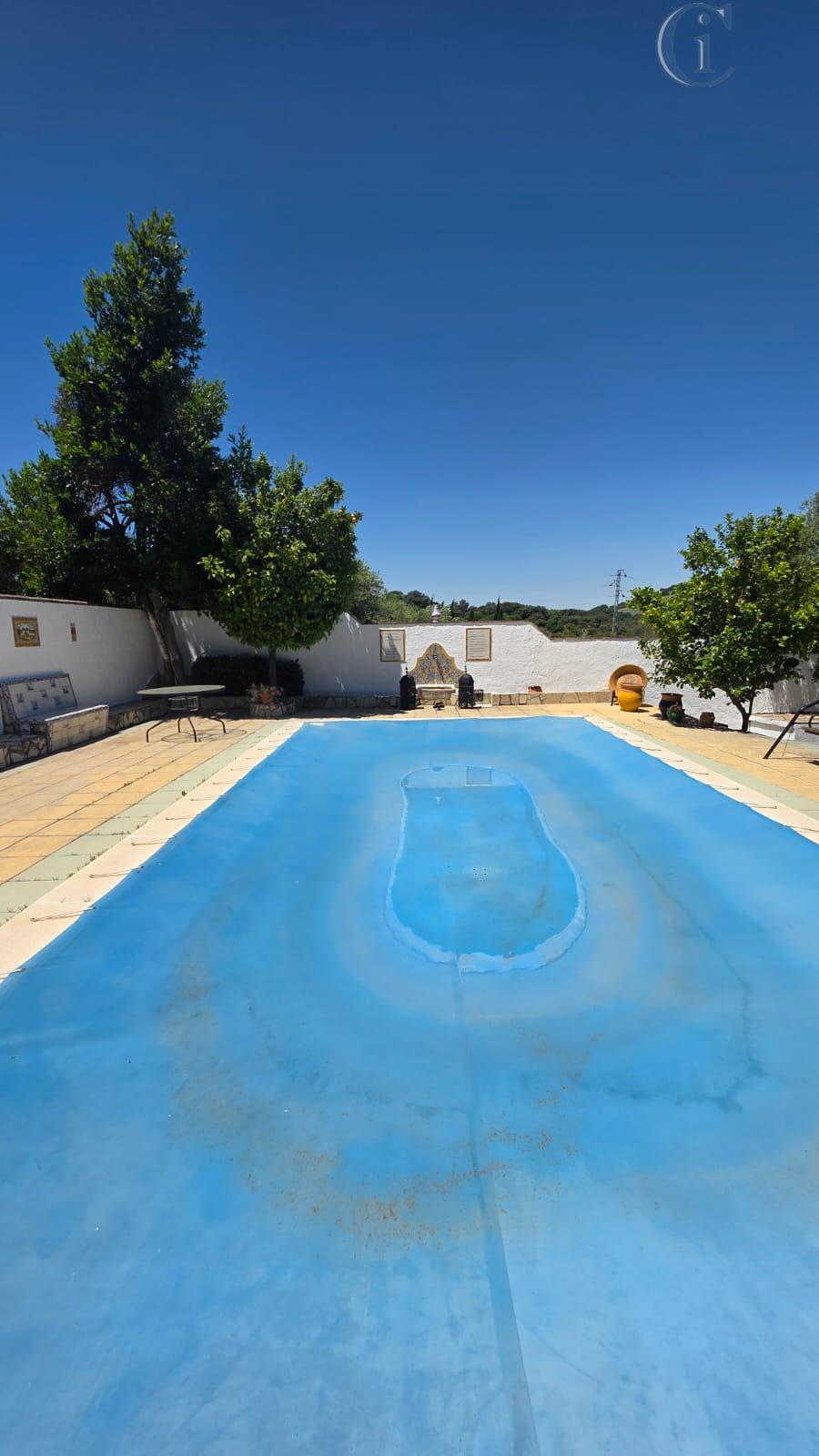 Venta de chalet en El Bosque