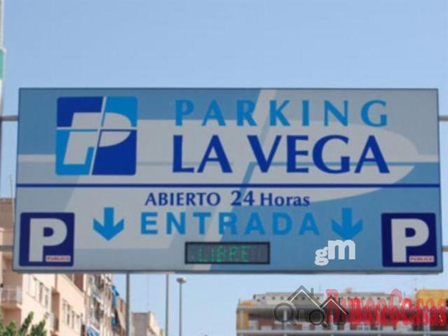 Köp av garage i Murcia