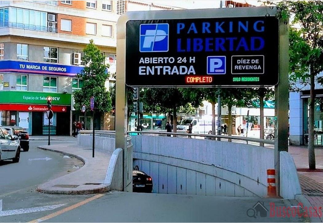 For sale of garage in Murcia