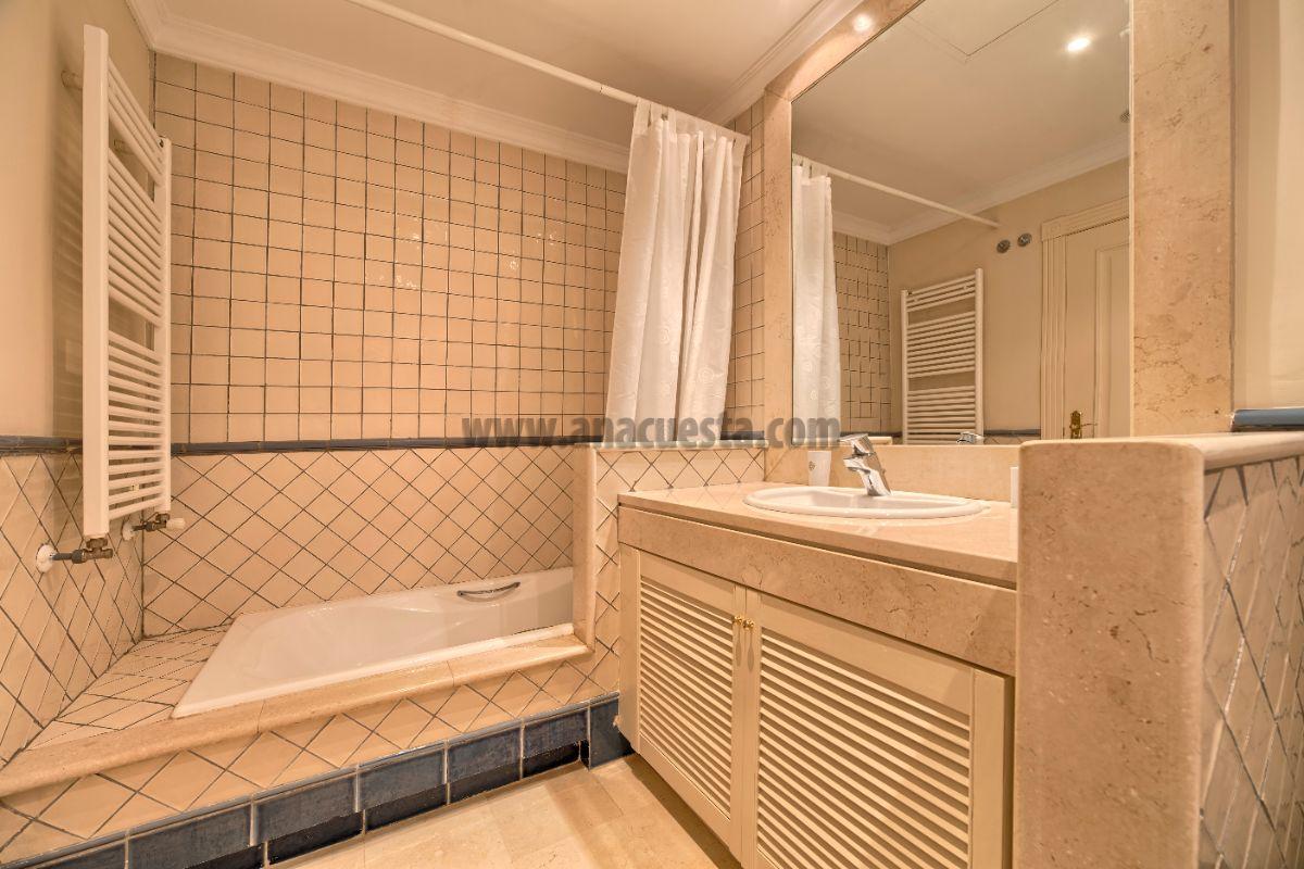 Bathroom Bathroom