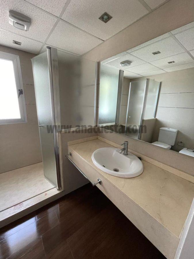 For rent of villa in San Pedro de Alcántara