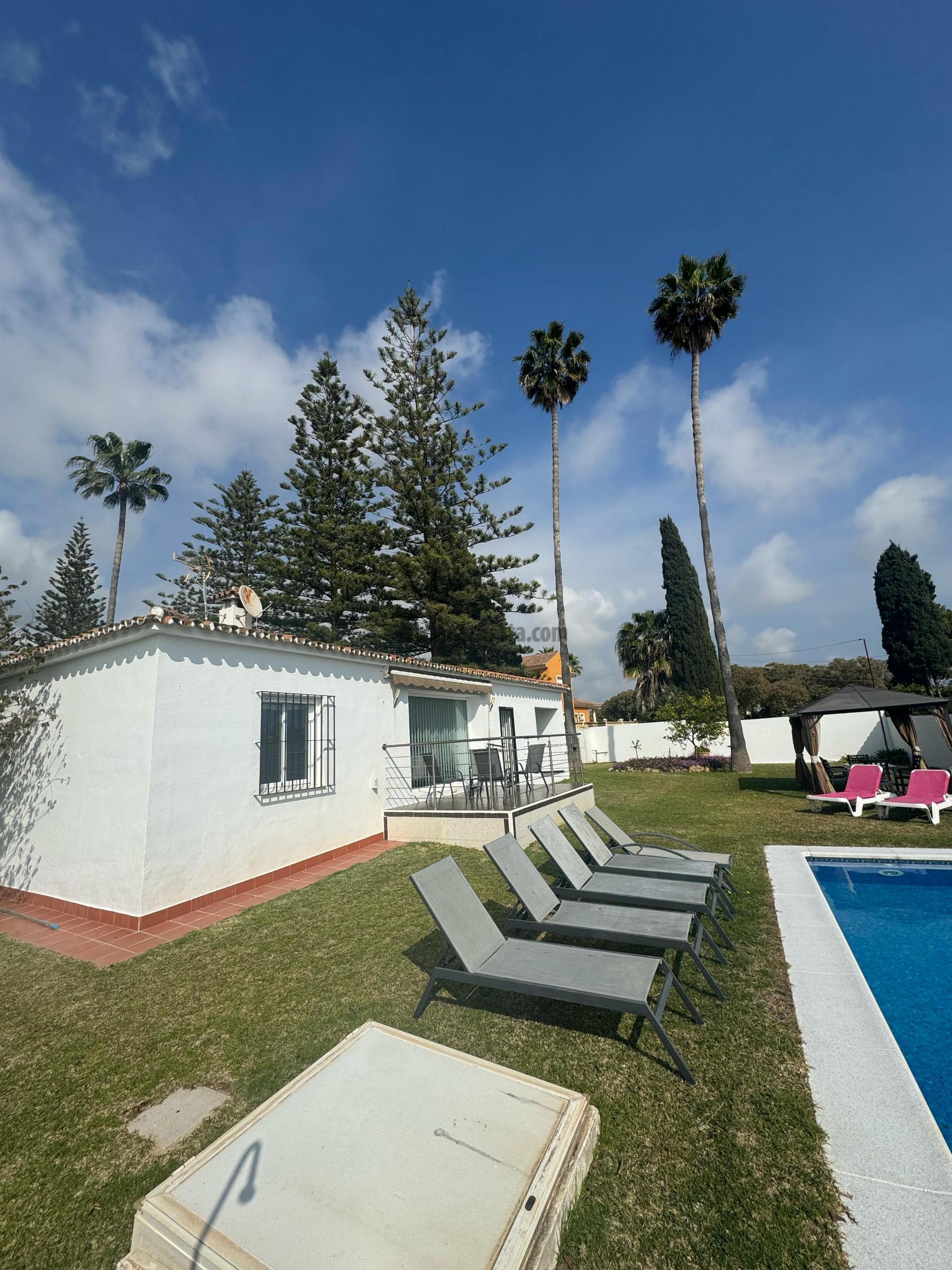 For rent of villa in San Pedro de Alcántara