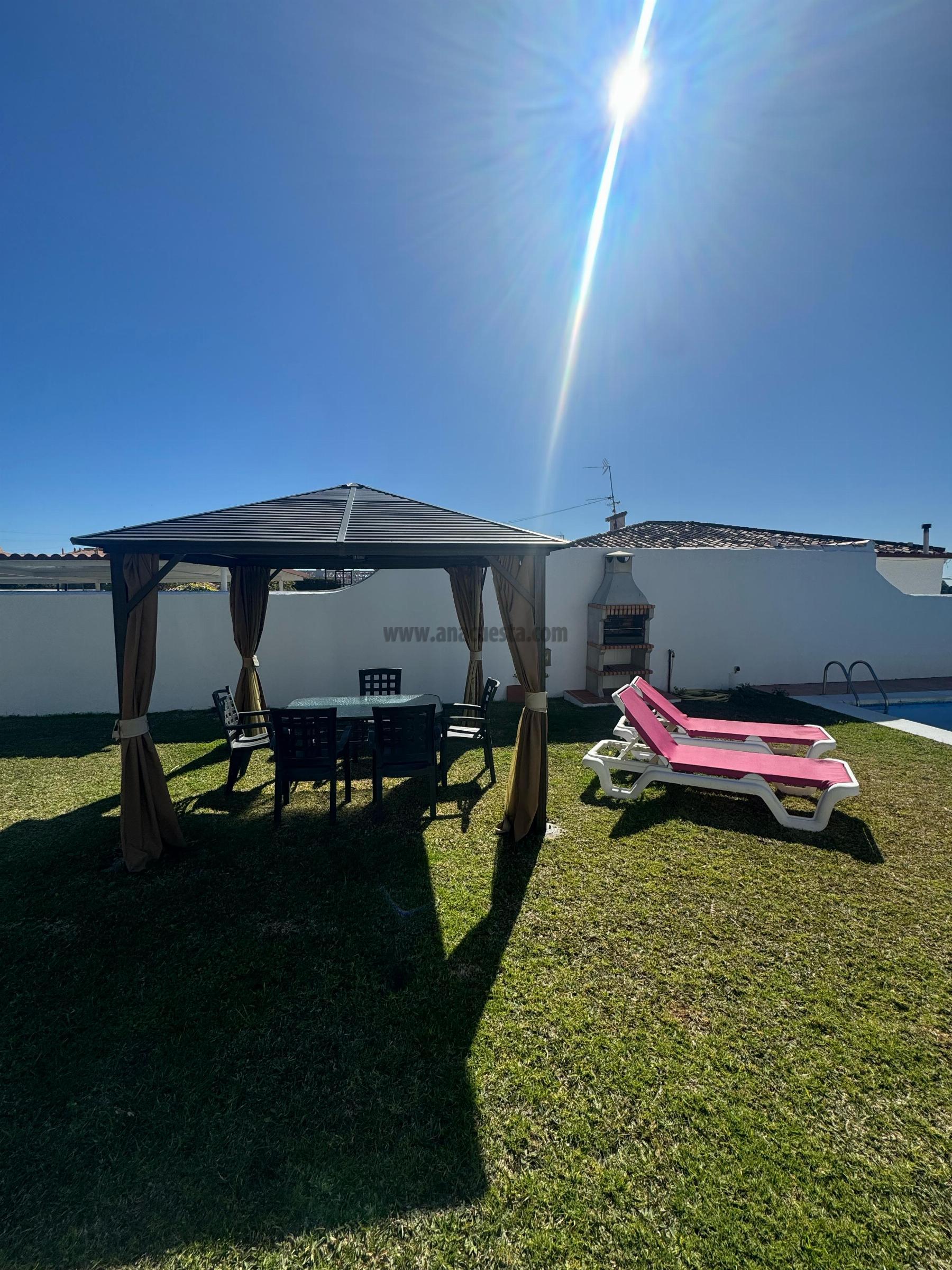 For rent of villa in San Pedro de Alcántara