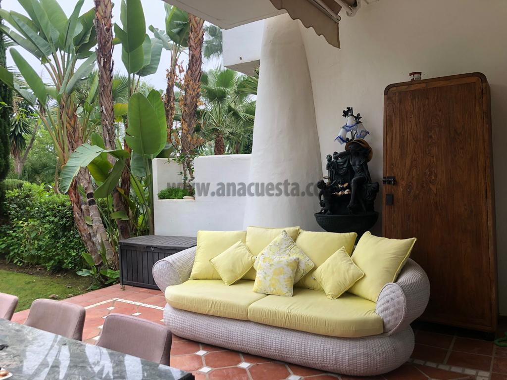 For sale of house in Estepona