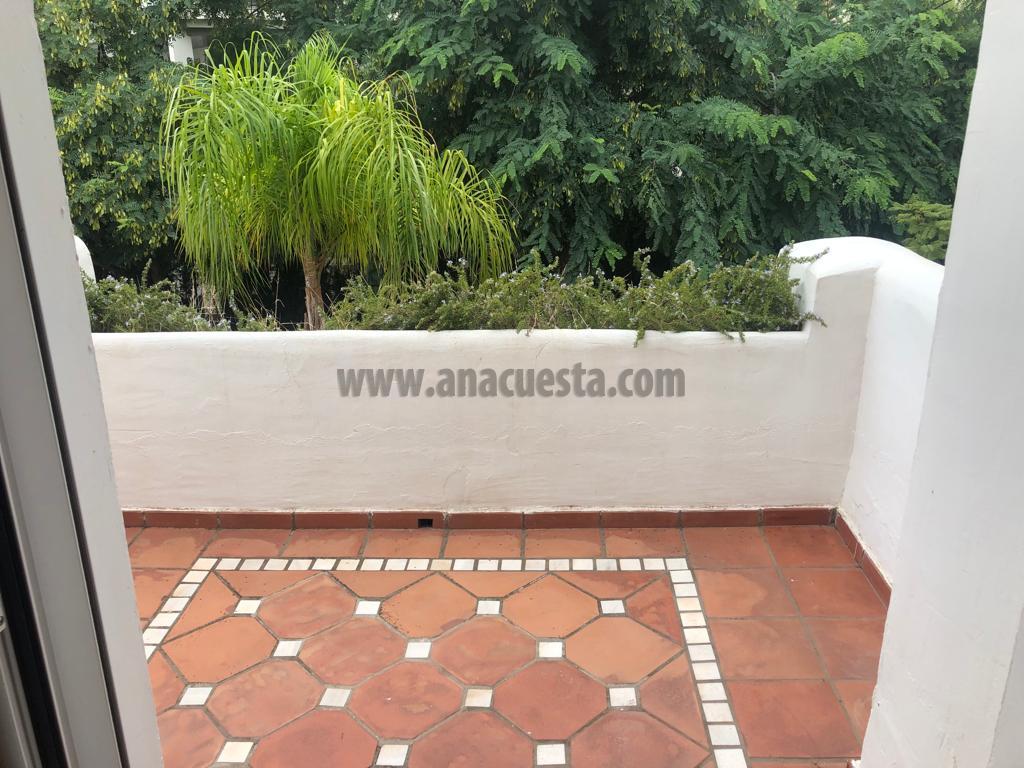 For sale of house in Estepona