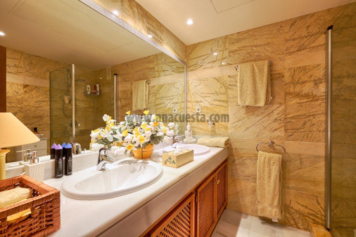 Bathroom Bathroom
